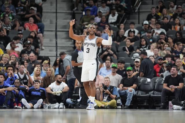 吴前18分浙江6人上双击败上海 王哲林13+13